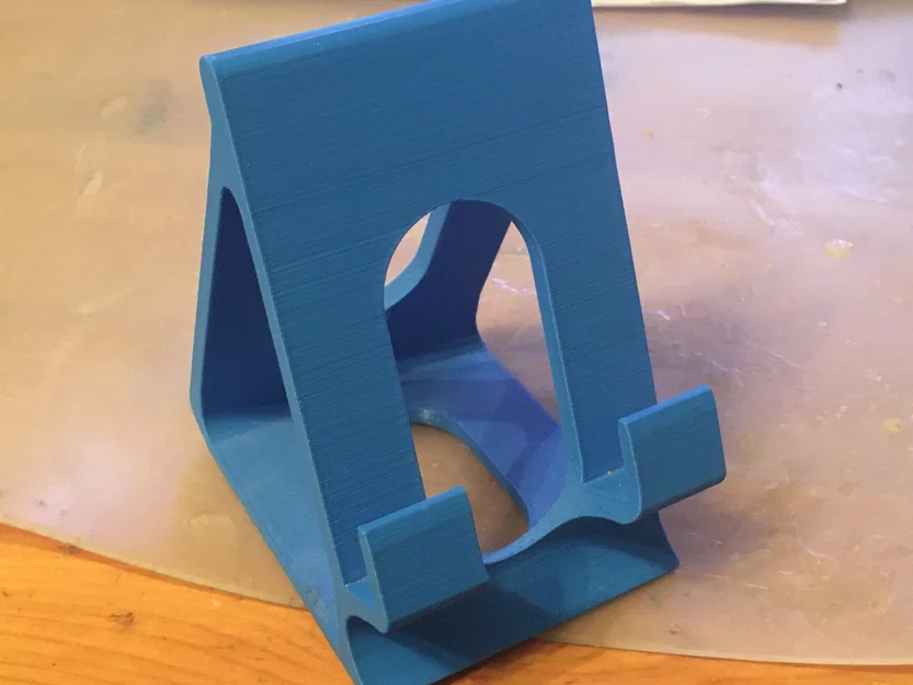 Giá đỡ điện thoại để bàn chắc chắn - Tự in 3D không cần support - Image 1