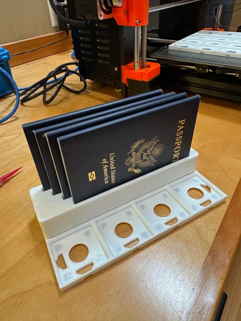 Khay Gridfinity đựng hộ chiếu gia đình (Gridfinity Family Passports Holder) - Image 1