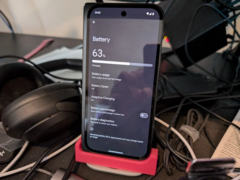 Pixel 9 Pro Fold - Miếng kê + canh chỉnh cho Pixel Stand 2 - Image 1