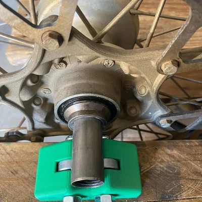 Cradle Cân Bằng Bánh Xe Xe Máy (Motorcycle Wheel Balancing Cradles)