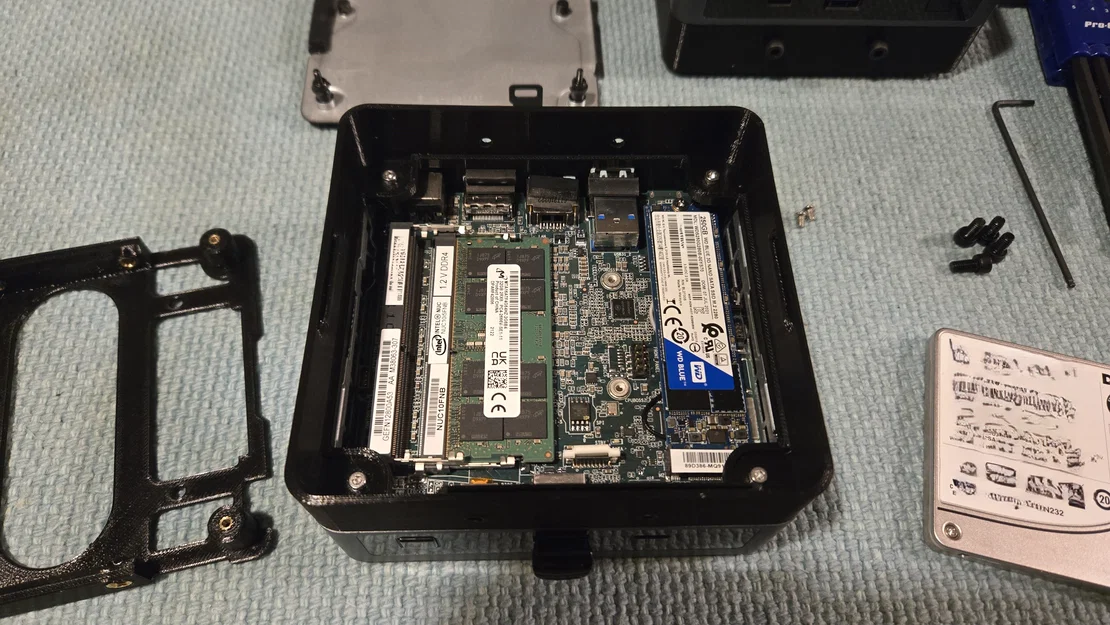 Bộ mở rộng vỏ Intel NUC 10 Slim để lắp SSD/HDD 2.5in - Image 3