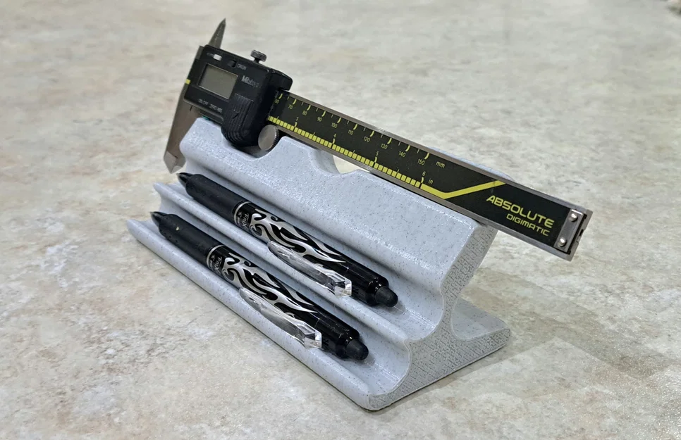 Vernier & Pen Desk Organiser V2 – Khay để thước cặp & bút để bàn - Image 1