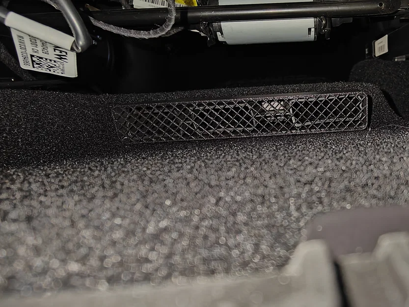 Nắp che khe gió gầm ghế BYD Atto 3 (Vent Covers) - Image 2