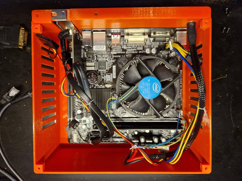Vỏ PC mATX đơn giản (Simple mATX form PC chassis) - Image 2