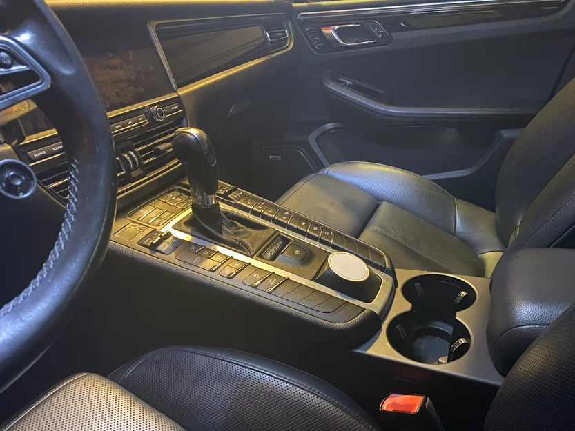 Sạc MagSafe cho Porsche Macan 2015-2021 (không gói smoker's package) - Image 2