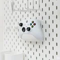 Giá đỡ tay cầm Xbox cho pegboard IKEA SKÅDIS - Thumbnail 1