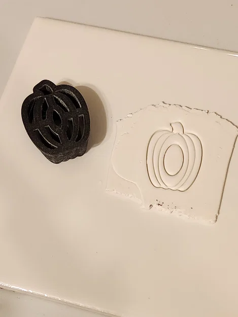 Khuôn cắt đất sét polymer | bông tai donut bí ngô - Image 2