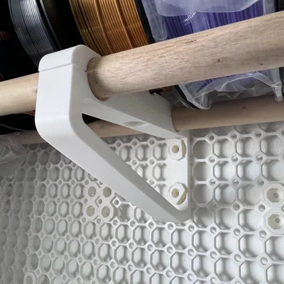 Bracket Multiboard treo cuộn filament bằng dowel