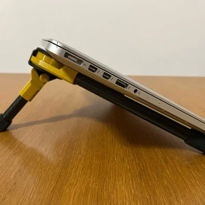 Kệ đỡ laptop gấp gọn (Folding laptop stand)