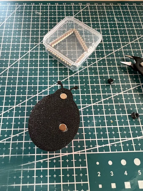 Nam châm hình bọ rùa đáng yêu (Ladybug Magnet) - Tự in 3D trang trí - Image 4