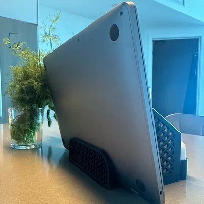 Khay sắp xếp bàn làm việc kèm giá đỡ laptop, iPhone và AirPods