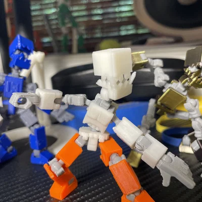 Bộ sưu tập đầu quái vật độc đáo cho mô hình Mini 13