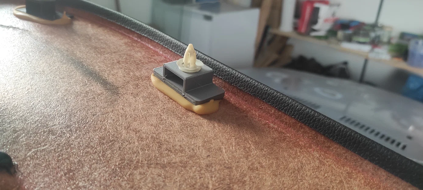 Ngàm giữ clip ốp cửa BMW E36 (BMW E36 door panel clip holder) - Image 8