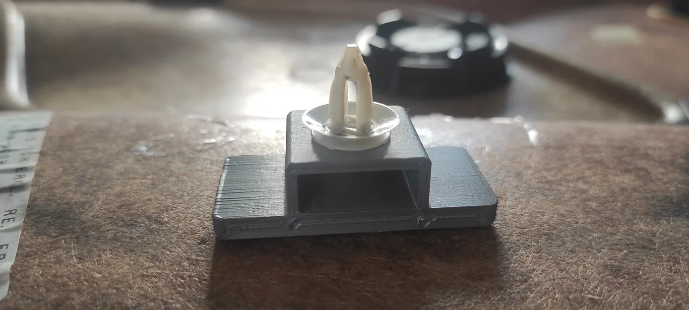 Ngàm giữ clip ốp cửa BMW E36 (BMW E36 door panel clip holder) - Image 9