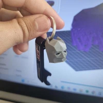 Móc khóa mặt nạ Batman phong cách Low Poly (File in 3D)