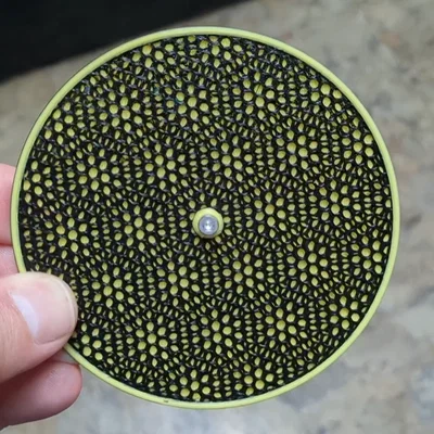 Ảo giác bánh xe lục giác quay (Spinning Hexagon Wheel Illusion)
