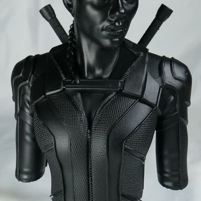 Tượng bán thân Black Widow (Black Widow Bust)