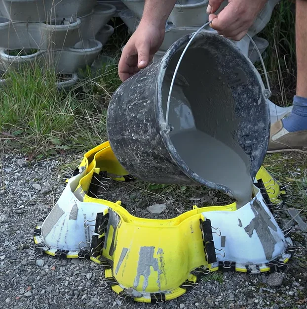 WuuYA Tree - Khuôn cho chậu trồng cây đứng (vertical planters) - Image 20
