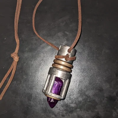 Mặt dây chuyền Kyber Crystal Jedi Crusader (có tùy chọn LED)
