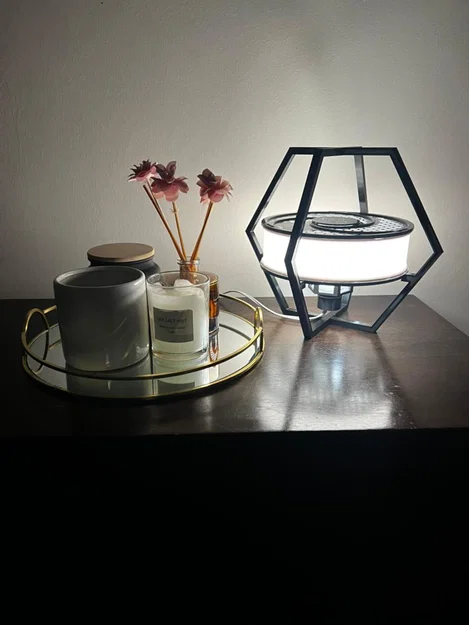 Đèn Từ Spool Rỗng Có Thể Tùy Biến (Customizable Empty Spool Lamp) - Image 1