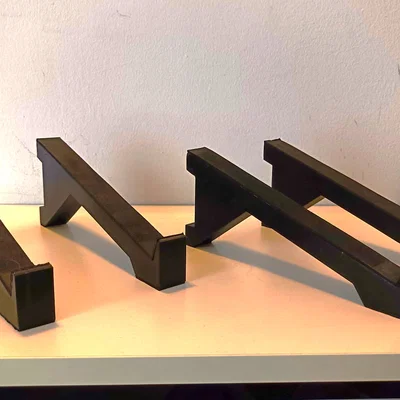 Kệ Đỡ Loa Nghiêng (Tilted Speaker Stand)