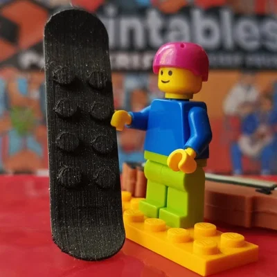Mô hình ván trượt LEGO Snowboard tự in 3D độc đáo
