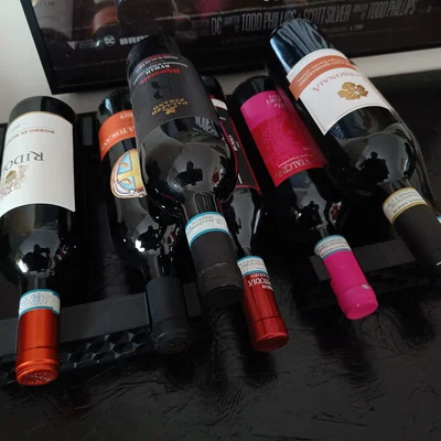 Giá đỡ chai rượu vang thiết kế tổ ong 3D (Wine Bottle Holder)