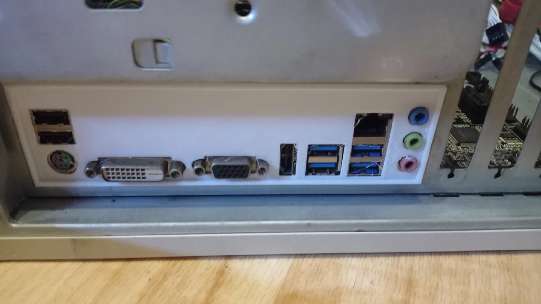 Tấm IO shield (backplate) универсал có các hình dạng - Image 1