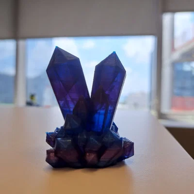 Crystal Generator (website) – Website tạo mẫu crystal 3D tuỳ chỉnh