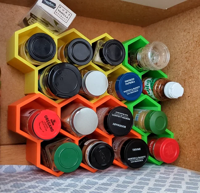 Kệ để gia vị tổ ong (Honeycomb Spice Rack) lắp ghép thông minh - Image 1