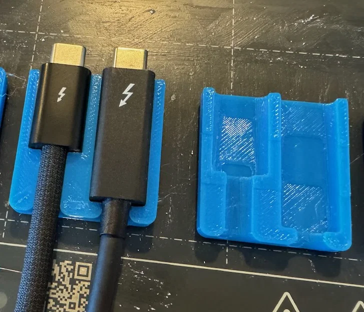 Đầu gộp 2 cáp Thunderbolt 4 cho MacBook Pro (Parametric) - Image 4