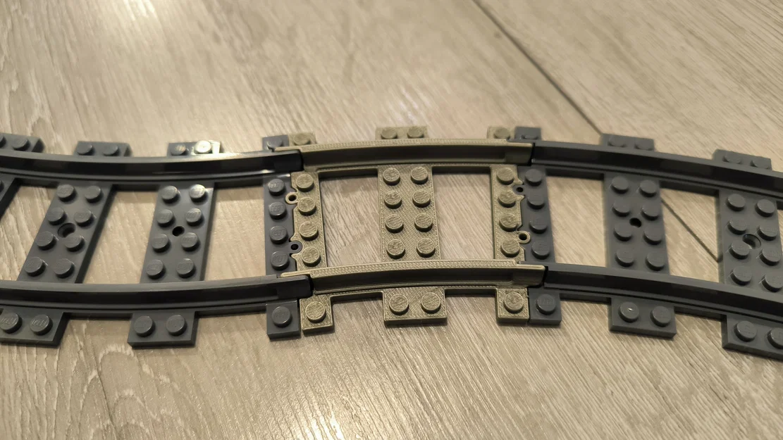 Khúc đường ray xe lửa cong (Half-curve rail) tương thích Lego - Image 2