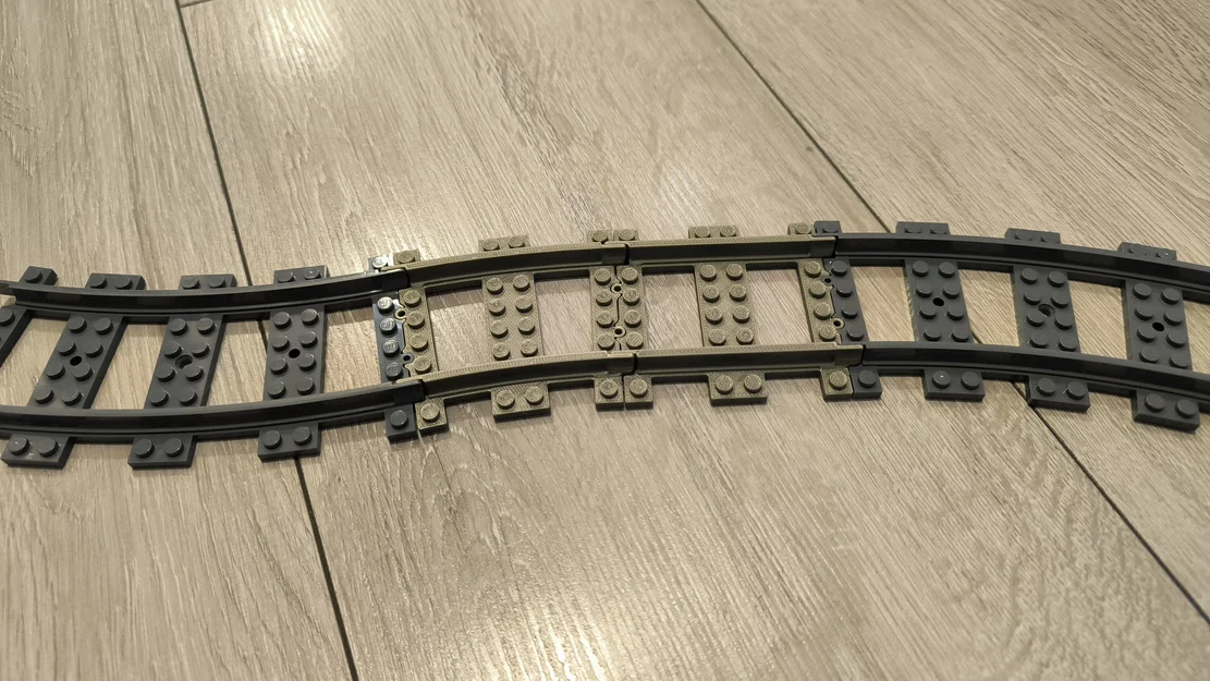 Khúc đường ray xe lửa cong (Half-curve rail) tương thích Lego - Image 4