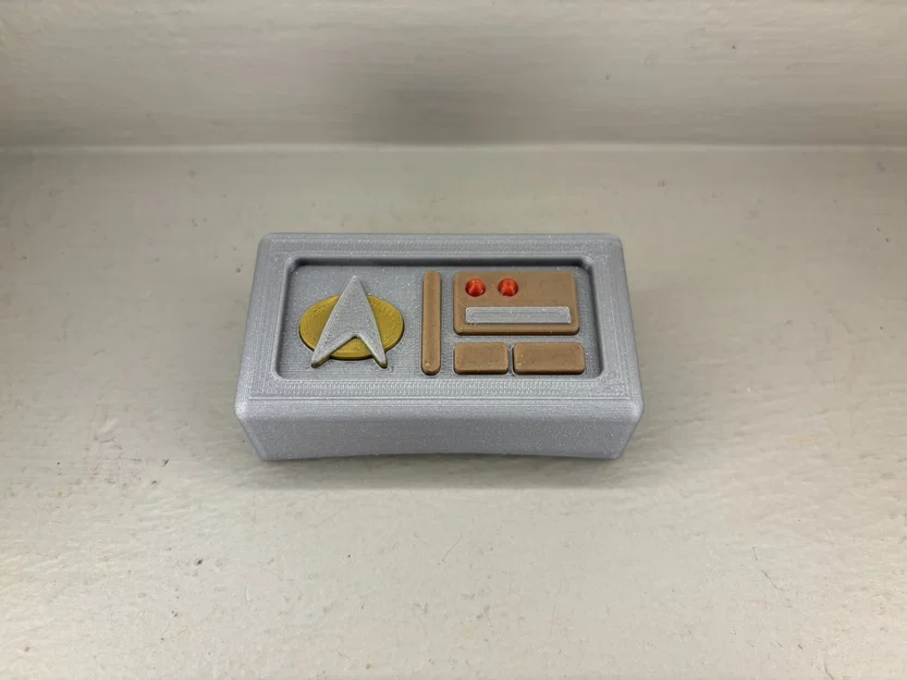 Đạo cụ đeo tay khẩn cấp Star Trek: TNG Emergency Transport Armband - Image 4