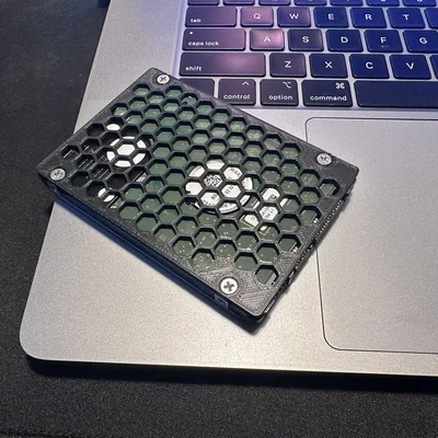 Nắp bảo vệ ổ cứng HDD 2.5 inch thiết kế tổ ong in 3D