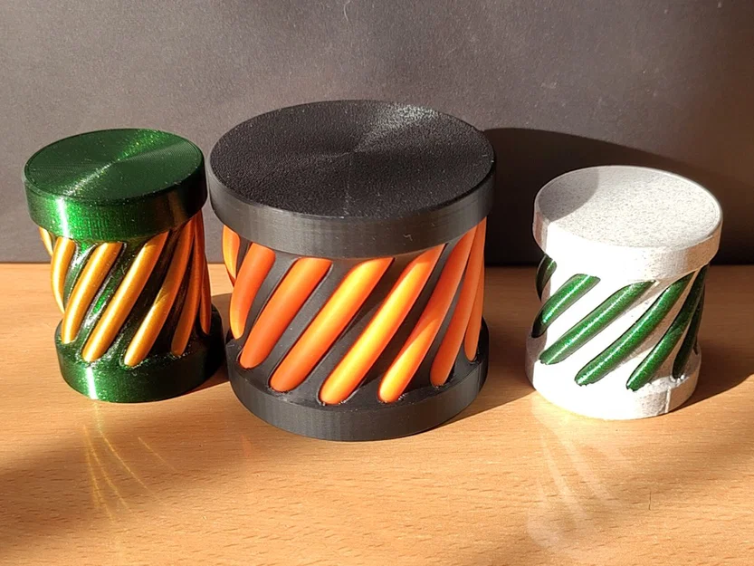 Hộp xoay mở với khóa click “khó đoán” (Twist container click lock) - Image 5