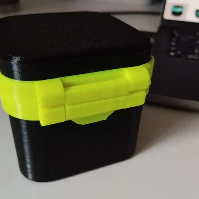 Hộp đựng pin 18650 3x3