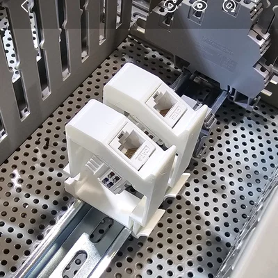Ngàm gắn Keystone lên thanh ray DIN (DIN Rail Keystone Mount) tùy chỉnh
