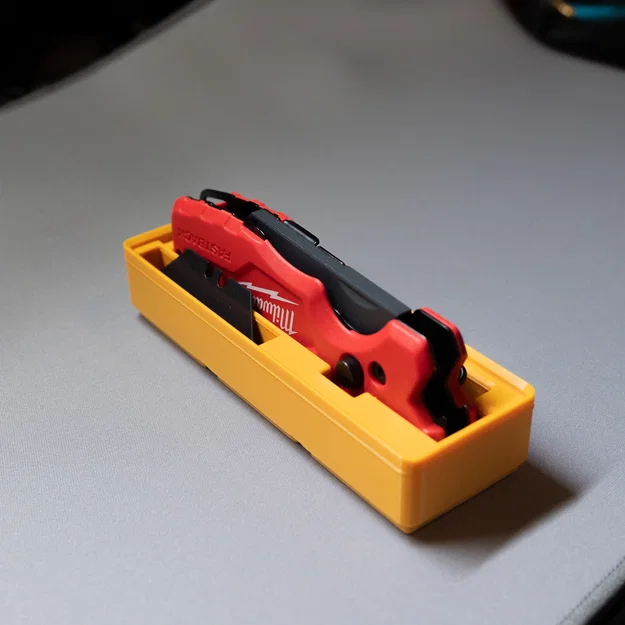 Khay 3x1 Gridfinity cho dao Milwaukee Fastback 6-in-1 - Image 3