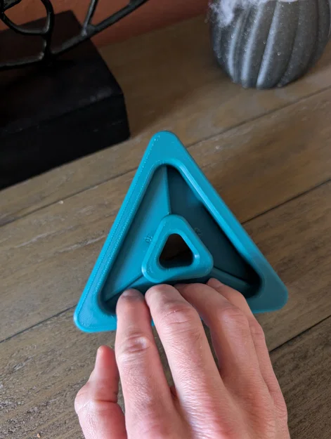 Tay Nắm Leo Trèo Dạng Tam Giác (Climbing Finger Hold Triangle) - Image 3