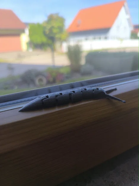 Mô hình ốc sên khớp nối linh hoạt 3D (Articulated Slug) - Image 2