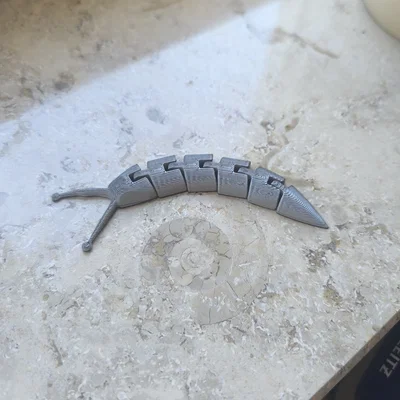 Mô hình ốc sên khớp nối linh hoạt 3D (Articulated Slug)