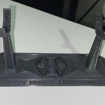 Kệ trưng bày Lightsaber của Count Dooku (Star Wars Display Stand)