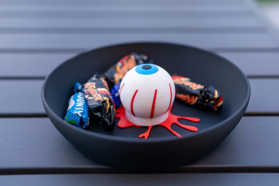 Tô Kẹo Con Mắt Đỏ Ngầu Máu Halloween - Image 1