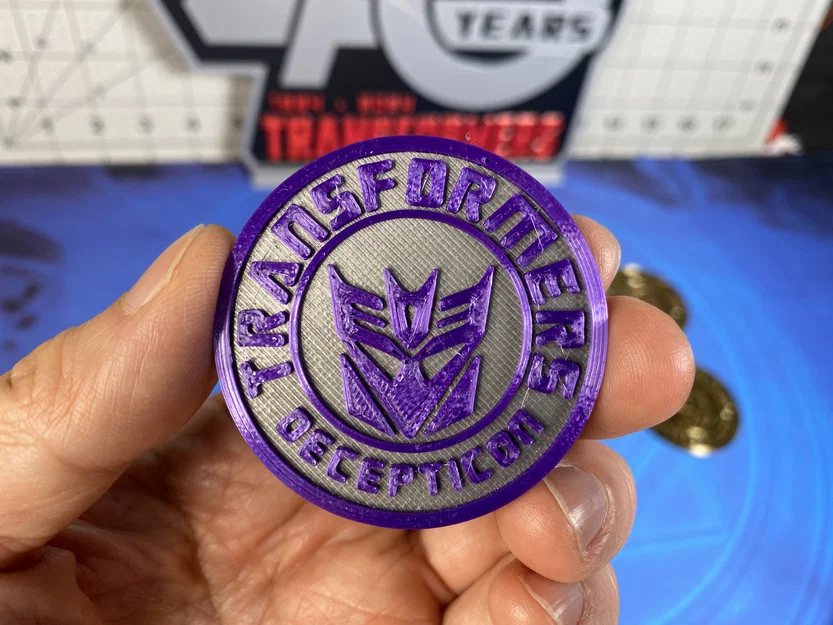 Mô hình đồng xu Transformers Autobot & Decepticon in 3D đẹp mắt - Image 3