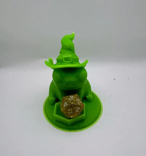 Ếch Phù Thủy Canh Xúc Xắc – Frog Wizard Dice Guardian Dice Stand - Image 5