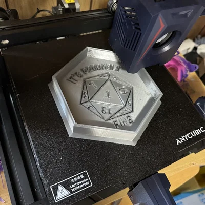 Khay gieo xúc xắc "It's Probably Fine" cho D&D (Nat 1)