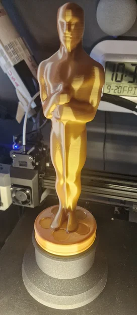 Tượng Oscar (Oscar Statue) - Image 1