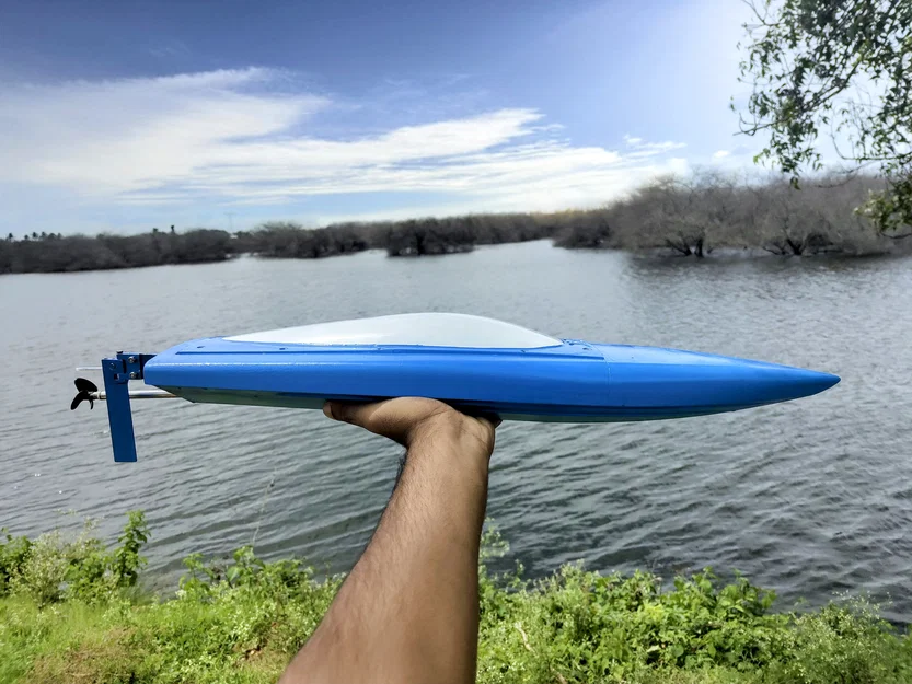 RC Speed Boat – Thuyền RC tốc độ cao in 3D - Image 1