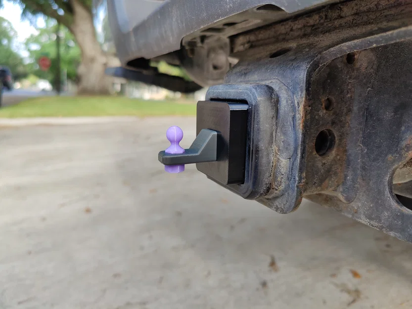 Tiny Trailer Hitch (Móc kéo rơ-moóc tí hon) - Image 4